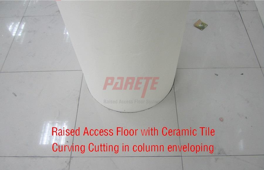 Porcelain raised flooring panels 