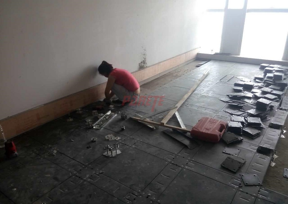 steel cementitious raised floor with trunk