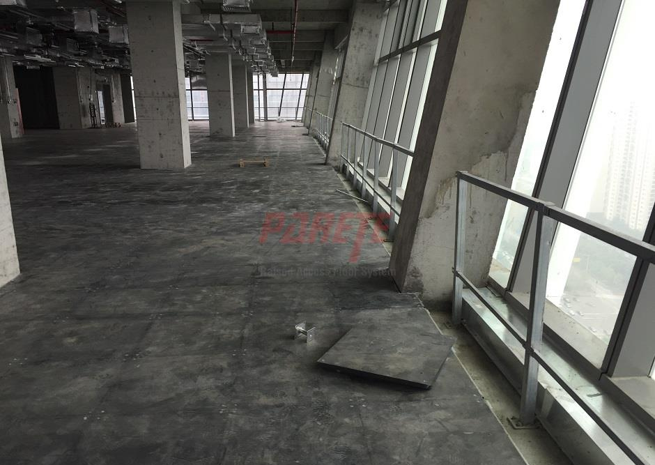 raised floor  installation to curtai wall