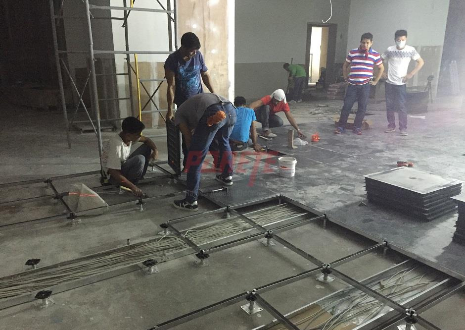  raised floor  installation after cable trunk